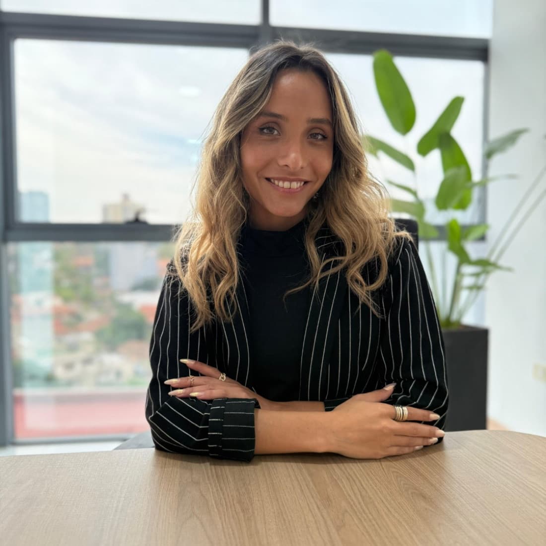 Gabriela Yegros, Consultora de REDi
